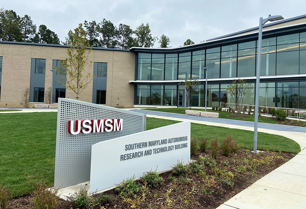 A New Space for Networking: The Juniper Networks Laboratory  A. James  Clark School of Engineering, University of Maryland